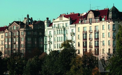 Secesní činžovní domy na Janáčkově nábřeží