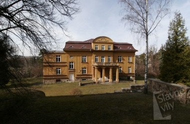 Zámek ze seznamu slavných českých vil je na prodej